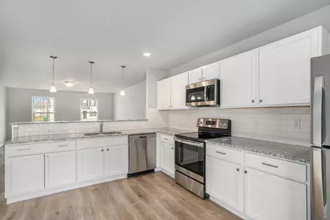 Kitchen - 613 Oklahoma, Three Rivers, MI 49093 photo 3 of 5