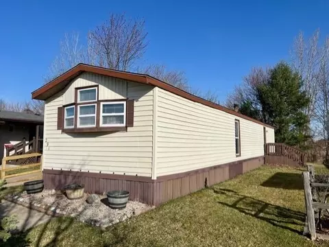 Exterior - 291 Maple Run, Mason, MI 48854 photo 3 of 4