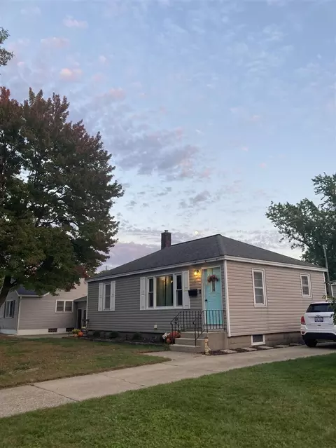 1540 Slayton, Grand Haven, MI 49417