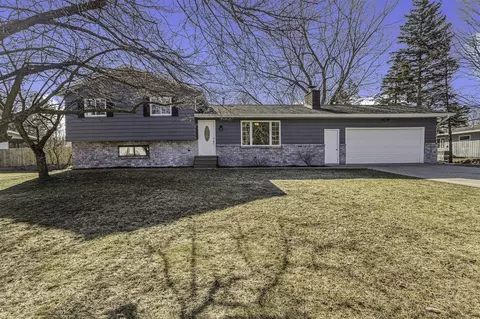 323 Douglas, Fruitport, MI 49415