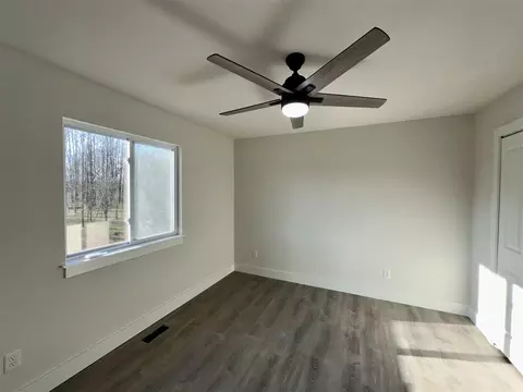 1789 E Vly, Adrian, MI 49221 photo 6