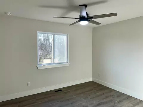1789 E Vly, Adrian, MI 49221 photo 7