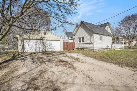 323 S Front, Belding, MI 48809 photo 4