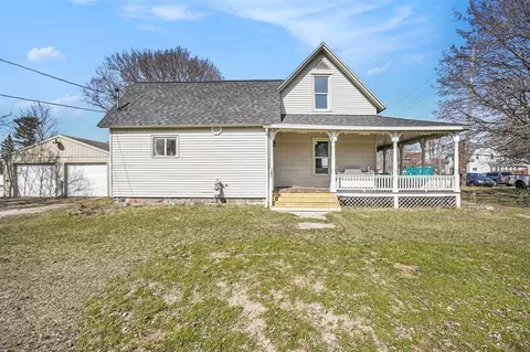 323 S Front, Belding, MI 48809 photo 3
