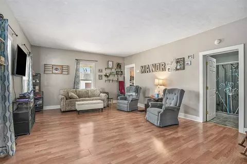 323 S Front, Belding, MI 48809 photo 7
