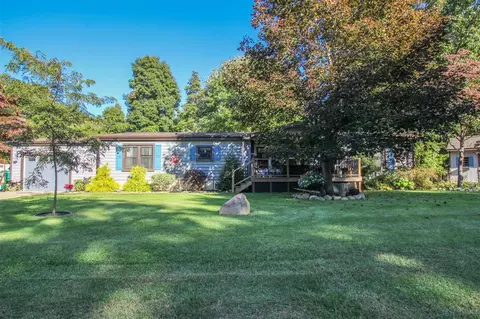 56767 Washington, Three Rivers, MI 49093