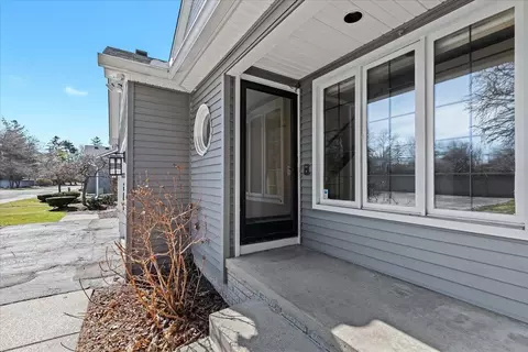 545 S Crooks, Clawson, MI 48017 photo 2