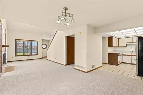545 S Crooks, Clawson, MI 48017 photo 8