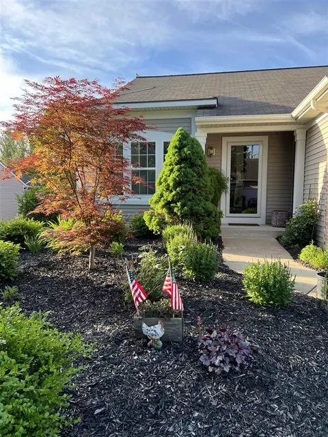 3457 S Lyn Hvn, Kentwood, MI 49512