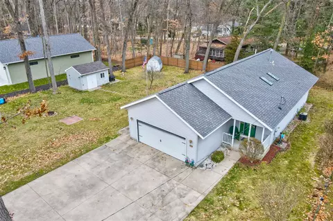 1815 Arrowhead, Allegan, MI 49010