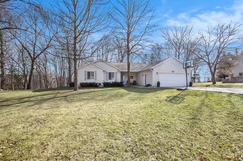 10 Heron, Plainwell, MI 49080