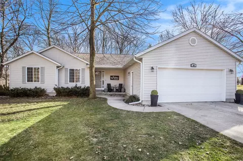 10 Heron, Plainwell, MI 49080 photo 3