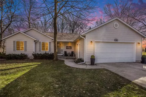 10 Heron, Plainwell, MI 49080 photo 2