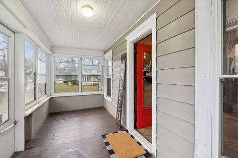 109 Marshall, Jackson, MI 49202 photo 6