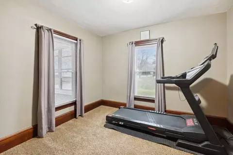 109 Marshall, Jackson, MI 49202 photo 11