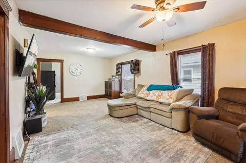 109 Marshall, Jackson, MI 49202 photo 8