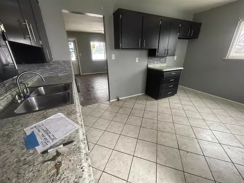21755 Ira, Warren, MI 48091 photo 8