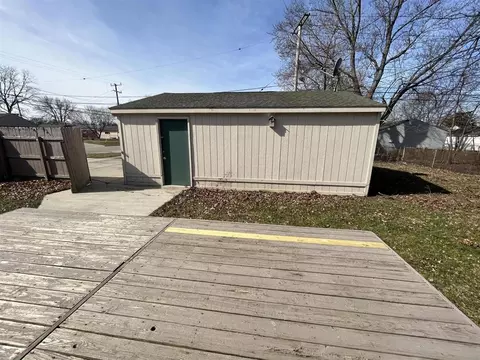 21755 Ira, Warren, MI 48091 photo 5