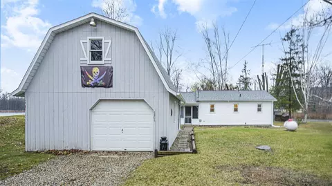 5406 Circle, Reading, MI 49274