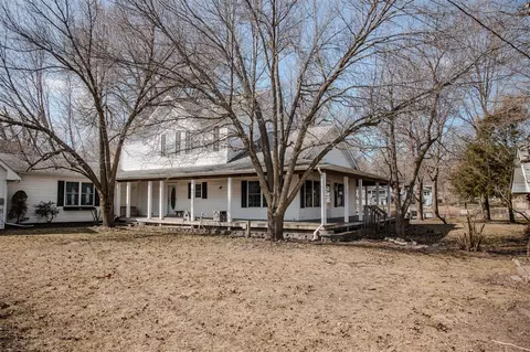 92778 Lakeshore, Lawton, MI 49065