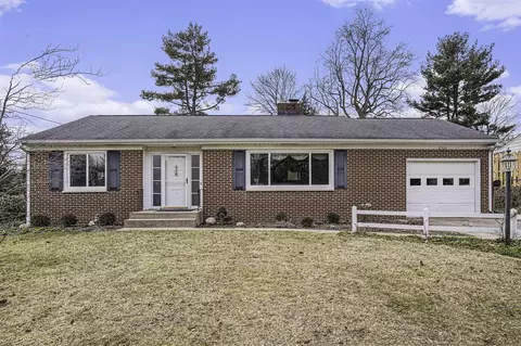 2520 Bruce, Kalamazoo, MI 49008