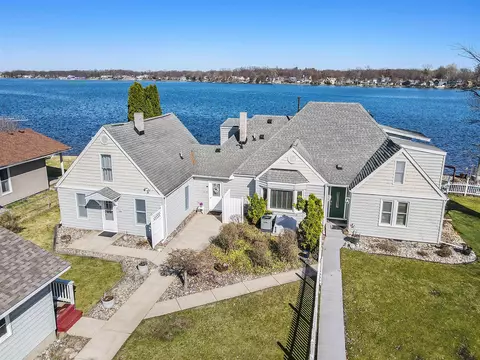 1925 Lakeview, Portage, MI 49002