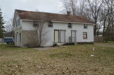 1504 E Bertrand, Niles, MI 49120 photo 2