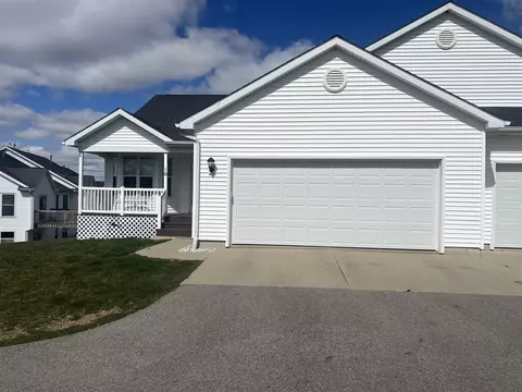 10 Meadowridge, Coldwater, MI 49036