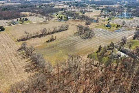 H Schrepfer, Howell, MI 48855 photo 4