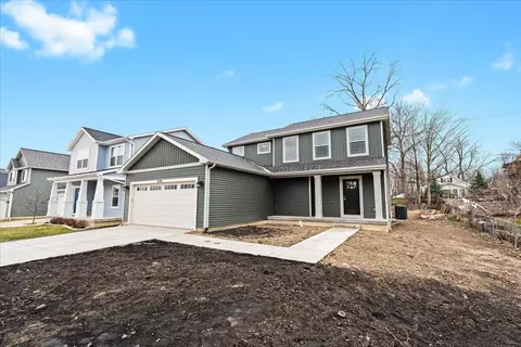 4345 Norway St, Holt, MI 48842