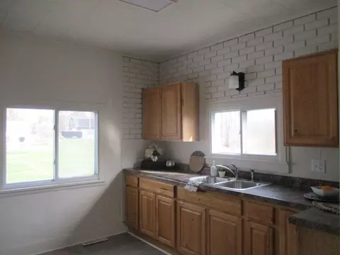114 Elm, Marcellus, MI 49067 photo 4