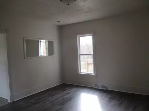 114 Elm, Marcellus, MI 49067 photo 3