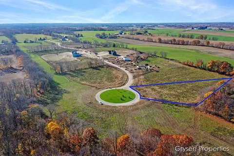 381 Ottogan Hls, Dorr, MI 49323