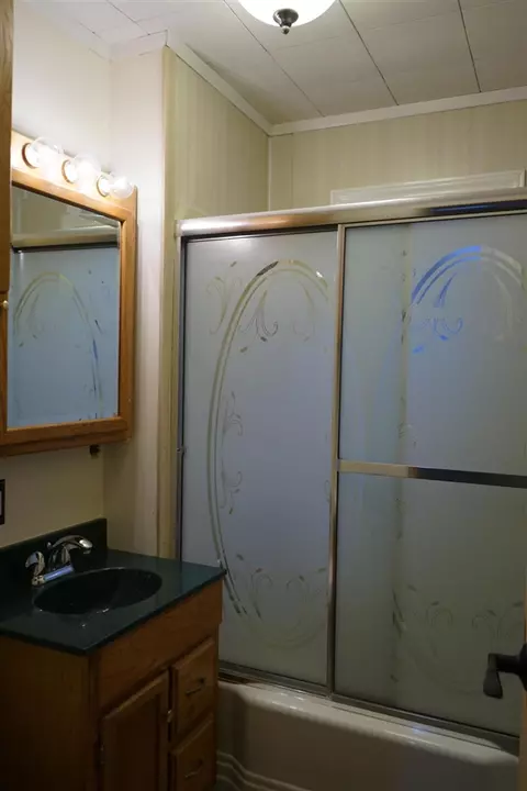 Bath - 819 E 24th, Baldwin, MI 49304 photo 1 of 1
