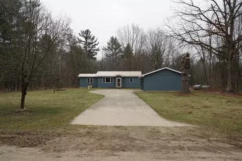 Exterior - 819 E 24th, Baldwin, MI 49304 photo 5 of 6