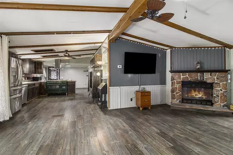 Entry Way - 5825 Ridge, Jackson, MI 49201 photo 1 of 1