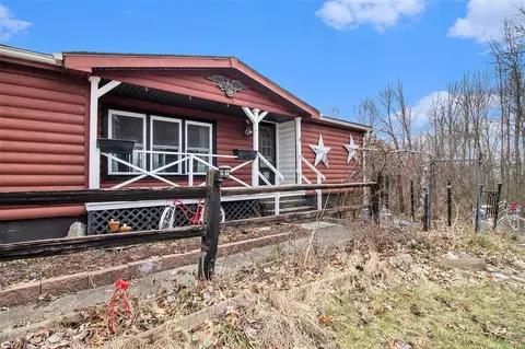 5825 Ridge, Jackson, MI 49201