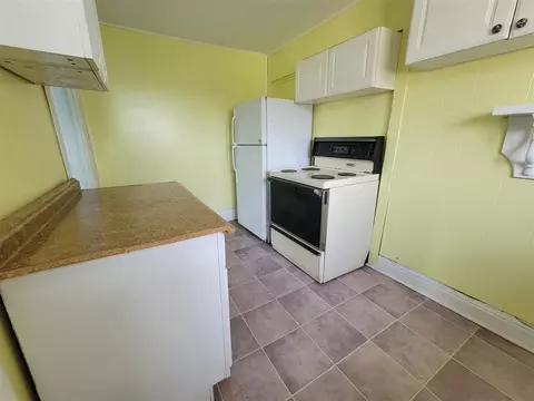 Kitchen - 517 N Walker, Bronson, MI 49028 photo 2 of 4