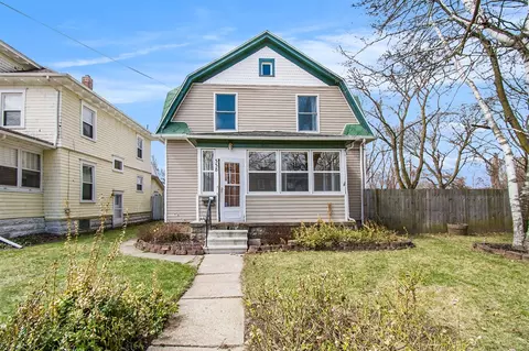 338 Hibbard, Jackson, MI 49202