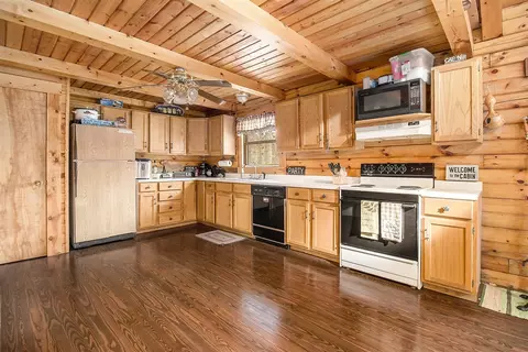 12512 S Star Lk, Baldwin, MI 49304 photo 10