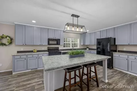 6602 N Hunters, White Cloud, MI 49349 photo 23
