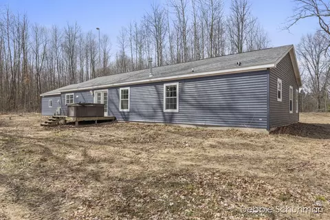 6602 N Hunters, White Cloud, MI 49349 photo 51