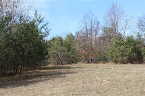 43278 Whispering Pnes #9, Coloma, MI 49038