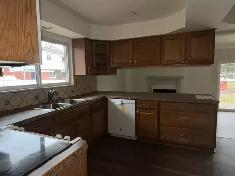 2709 Mcalpine, Warren, MI 48092 photo 9