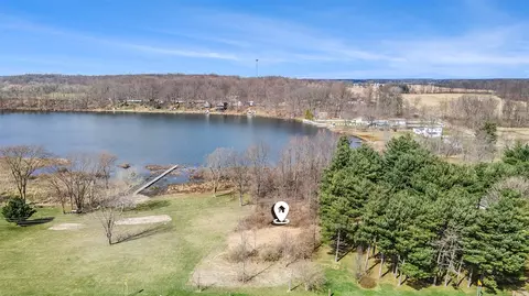 V/l M 216, Marcellus, MI 49067