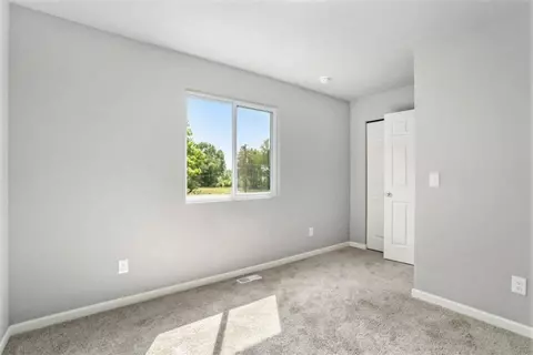 Bedroom - 607 Oklahoma, Three Rivers, MI 49093 photo 2 of 2