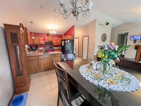 Dining - 7831 N 40th, Augusta, MI 49012 photo 1 of 1