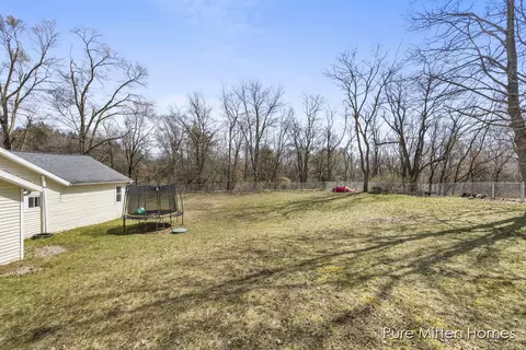 505 Kiddville, Belding, MI 48809 photo 18