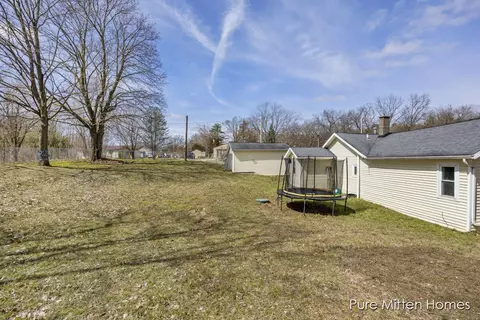 505 Kiddville, Belding, MI 48809 photo 17
