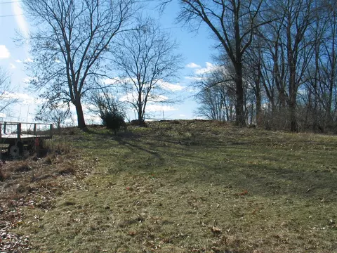 10984 Westmoor, Cement City, MI 49233
